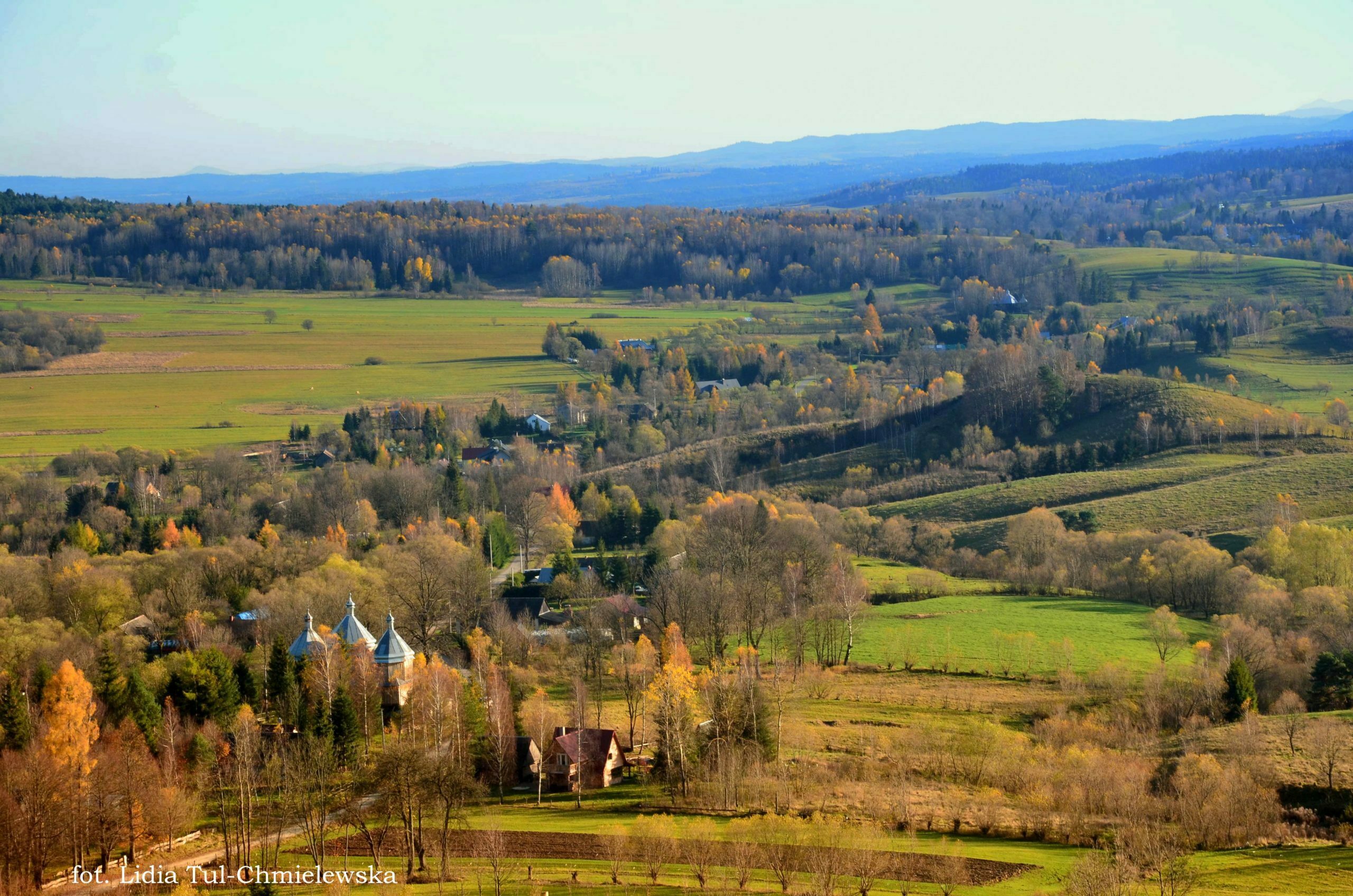 Panoramana Bystre i Michniowiec fot. Lidia Tul-Chmielewska