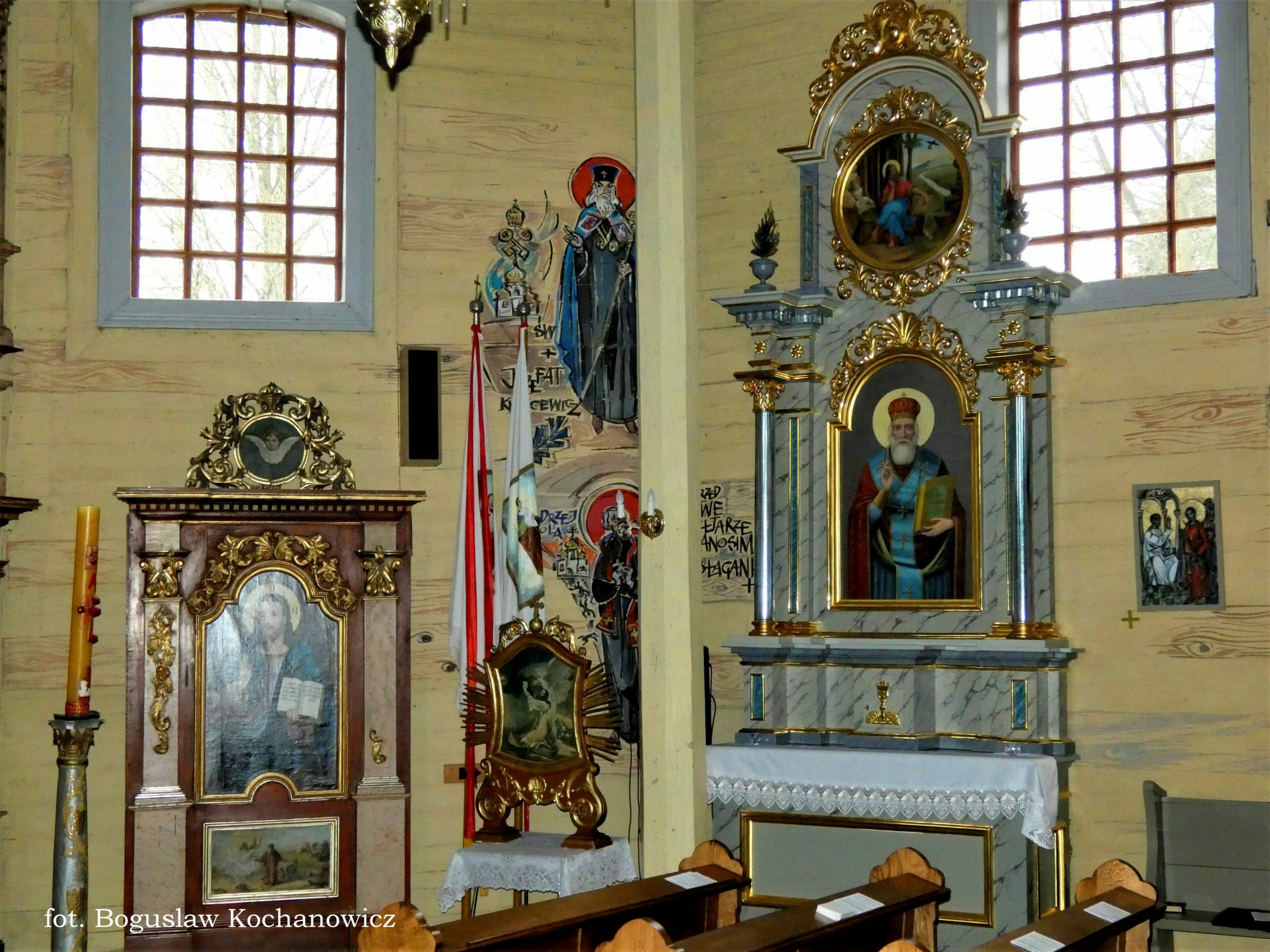 Wnętrze cerkwi w Michniowcu fot. Bogusław Kochanowicz