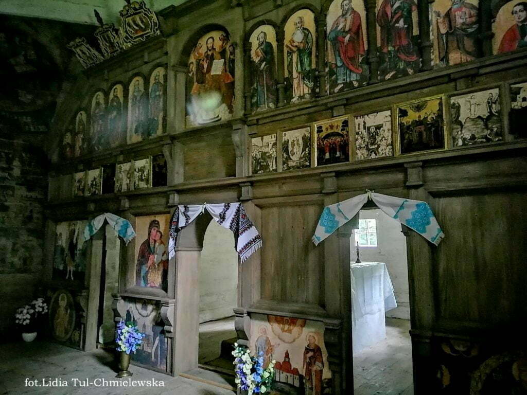 Pozostałości ikonostasu cerkiew Ulucz fot.Lidia Tul-Chmielewska